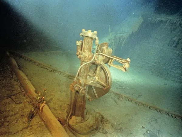  Navigating the Depths of History: A Glimpse of Titanic's Bridge Steering Motor in 2004